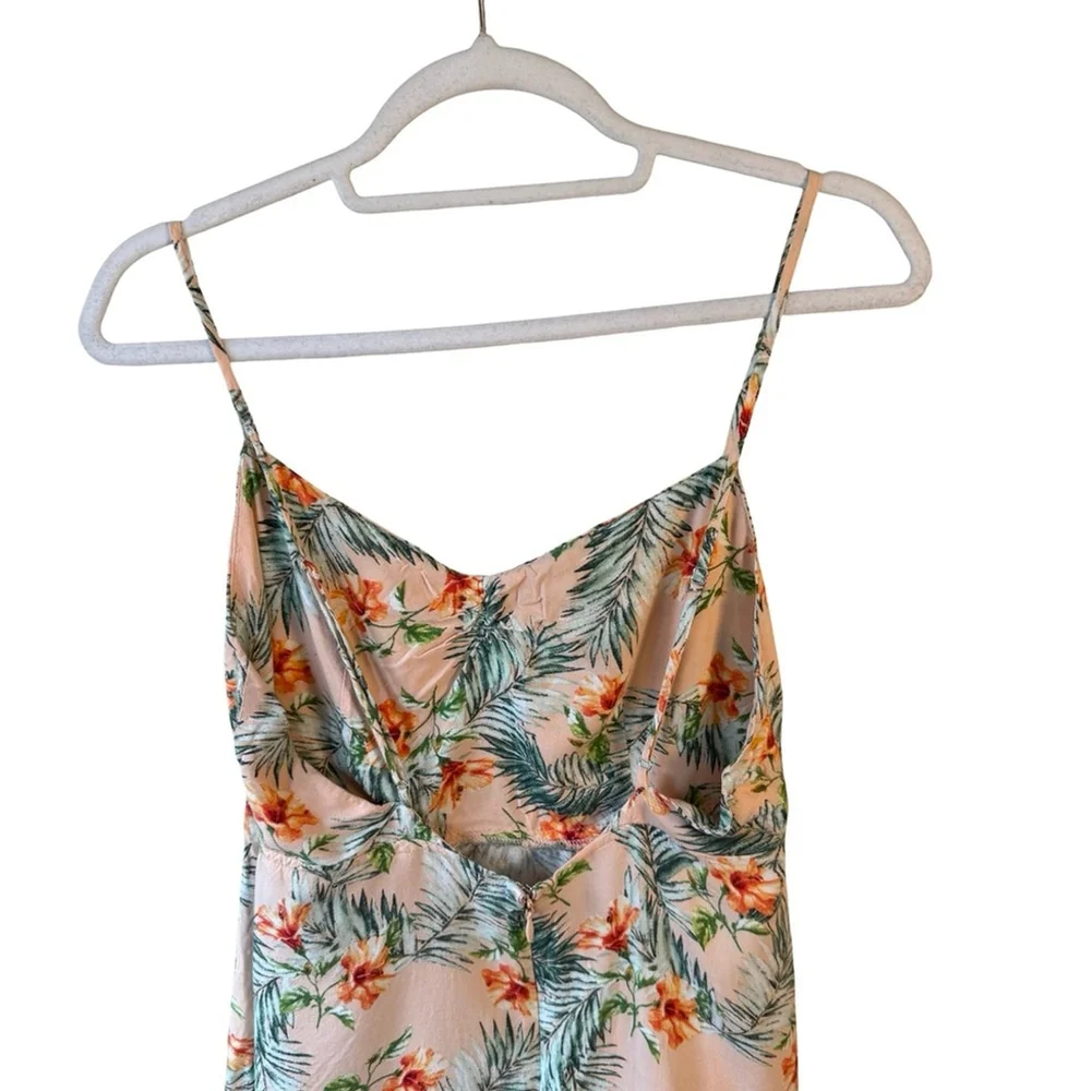 Forever 21 Peach Tropical Floral Mini Dress Size M Vacation Beach Resortwear